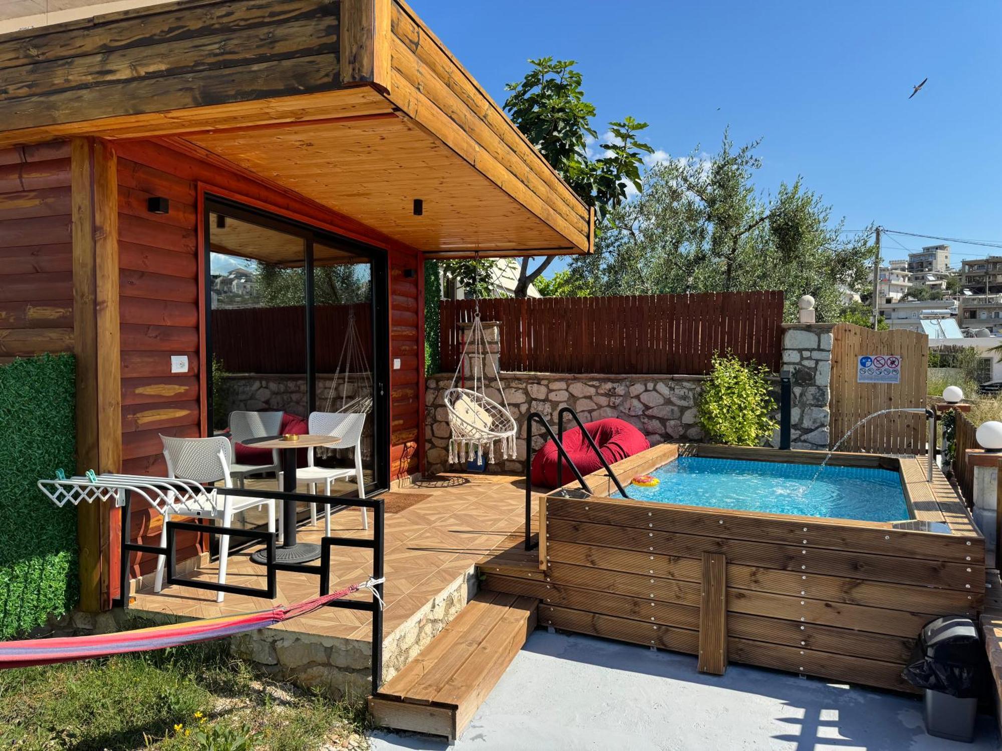 The Pool Pushi Park Vakantiehuis